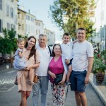 Family photographer in Antibes